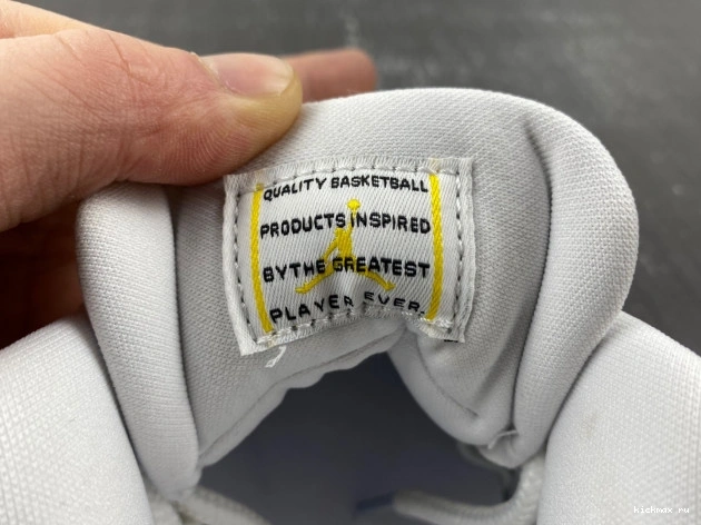 Cheap WMNS Yellow Low Jordan Snakeskin Air 11 AH7860-107 0821